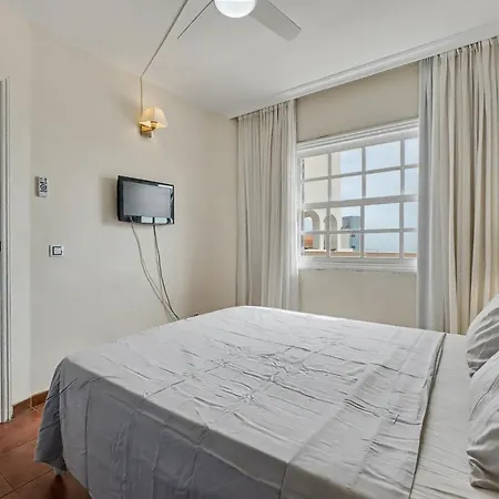 Top Floor Apartment With Ac And Heated Pool In Golf Del Sur * San Miguel de Abona